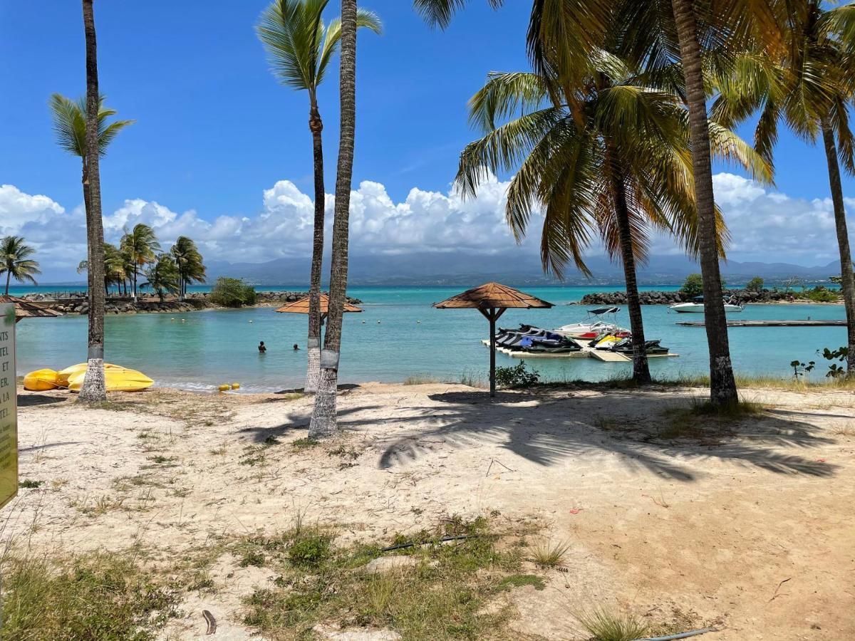 לה גוסייר Cauris Lodge Du Marisol Vue Mer Acces Direct Plage Avec Citerne D Eau מראה חיצוני תמונה