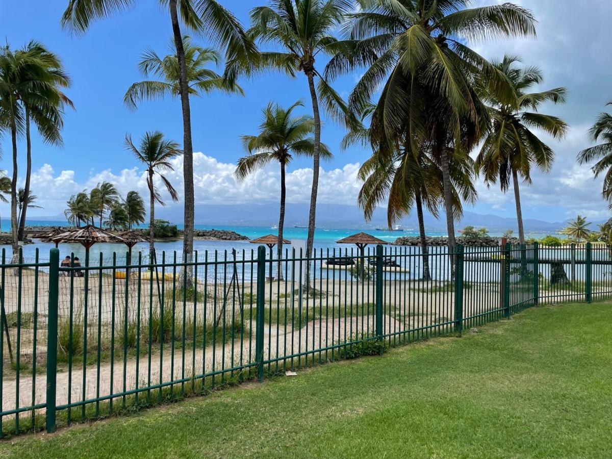 לה גוסייר Cauris Lodge Du Marisol Vue Mer Acces Direct Plage Avec Citerne D Eau מראה חיצוני תמונה